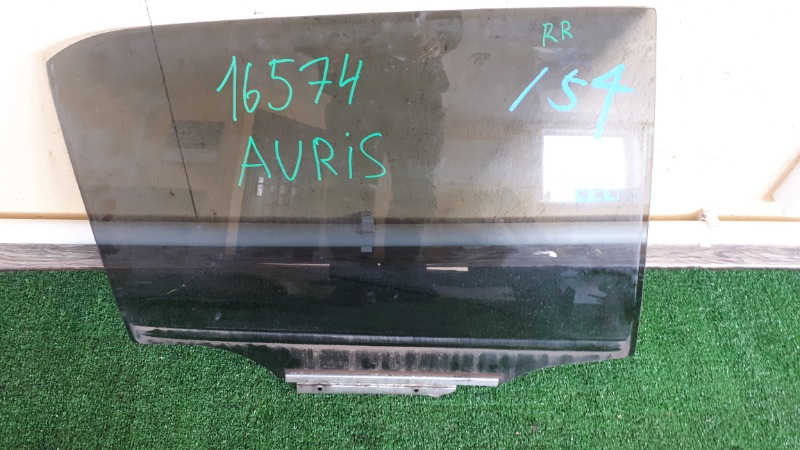 Стекло заднее правое TOYOTA AURIS NZE151H 68113-12760 контрактная