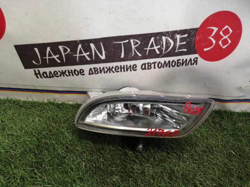 Противотуманная фара передняя правая TOYOTA CALDINA 99-02г ST210 114-77151 контрактная