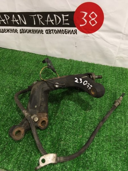 Кулак передний левый TOYOTA AURIS ZRE151 1ZR-FE 43212-02170 контрактная