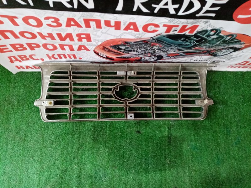 Решетка радиатора LAND CRUISER 01.1990 - 01.1999 FZJ80