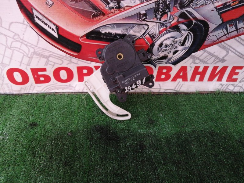 Сервопривод заслонок печки TOYOTA VOXY ZRR70 3ZR-FE 063800-0172 контрактная