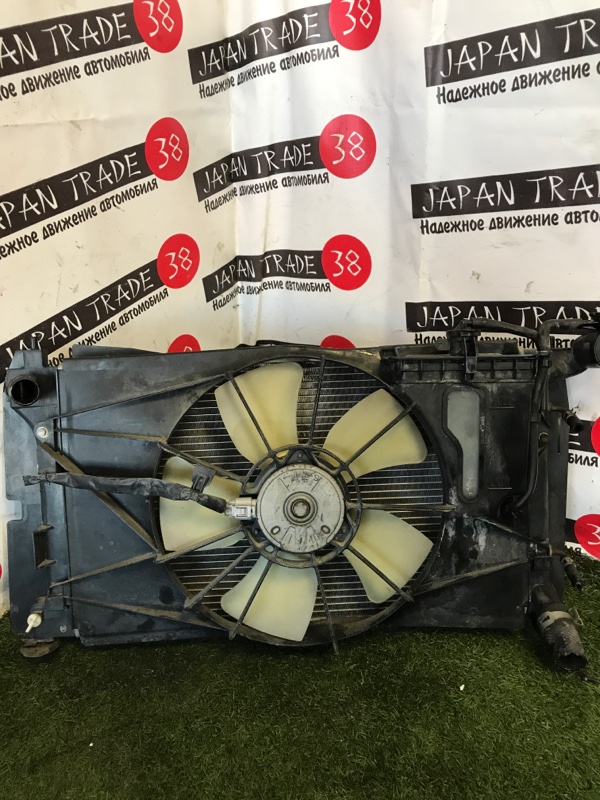 Радиатор охлаждения двигателя TOYOTA COROLLA FIELDER NZE141 1NZ-FE 16410-21180 контрактная