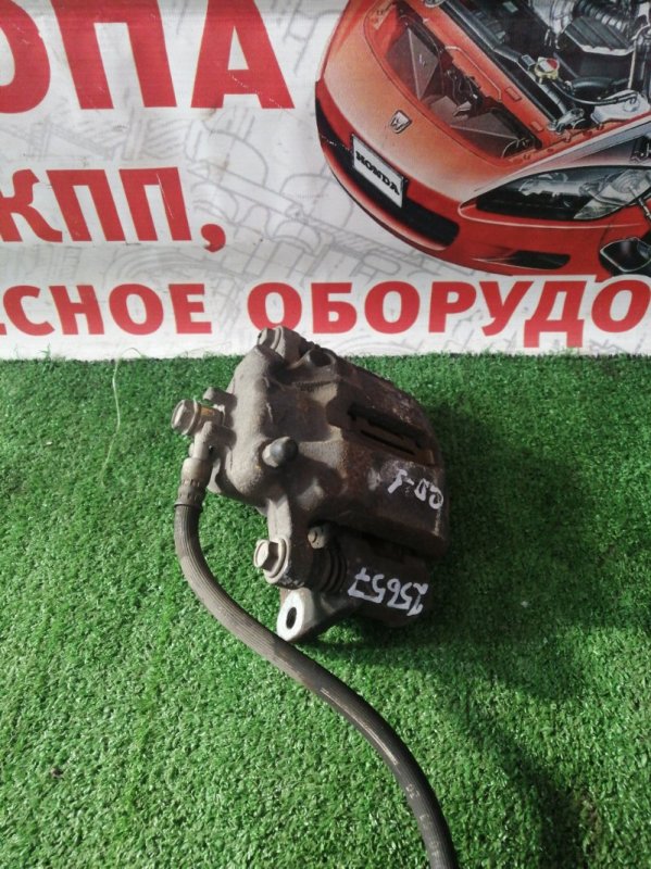 Суппорт тормозной передний левый HONDA FIT GD1 L13A 45019-SAA-000 контрактная