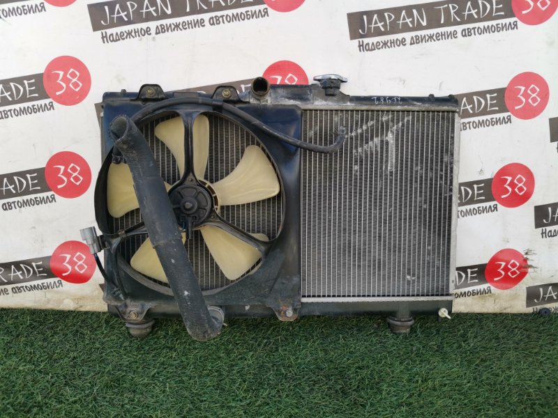 Радиатор охлаждения двигателя TOYOTA SPRINTER AE111 4A-GE