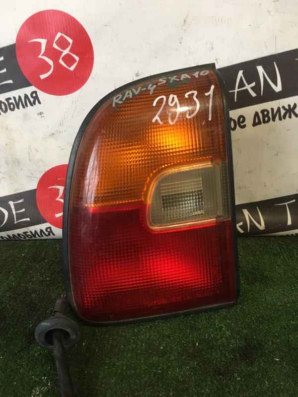 Стоп-сигнал задний левый TOYOTA RAV4 1995 SXA10 81560-42010 контрактная