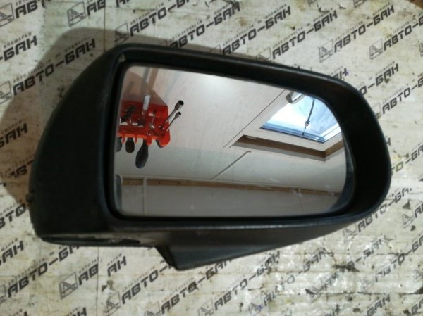 Зеркало переднее правое Mazda Demio 2001 DW3W B3 Б/У