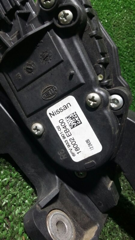 Педаль газа Nissan Pathfinder R51 YD25