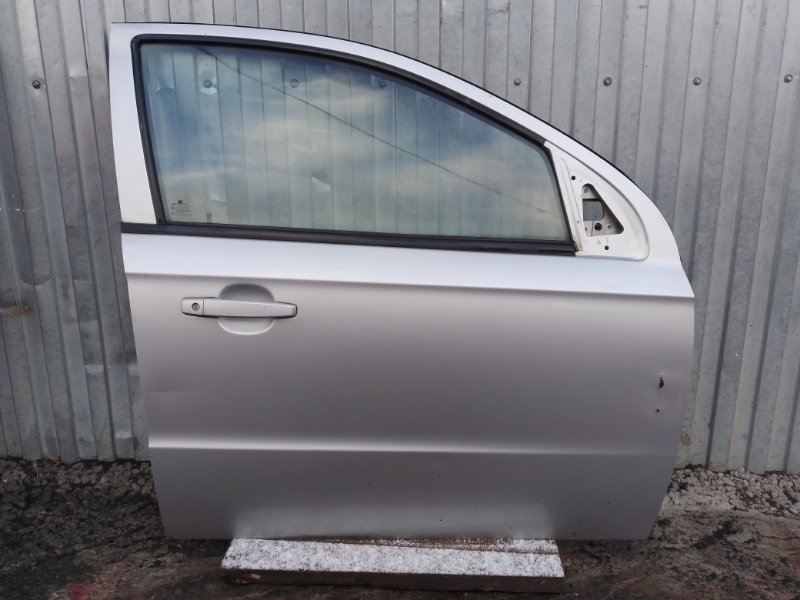 Дверь передняя правая Chevrolet Aveo 2008 T250 F14D4 Б/У