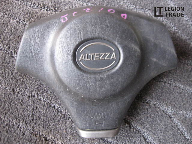 Airbag на руль TOYOTA ALTEZZA GITA GXE10 контрактная