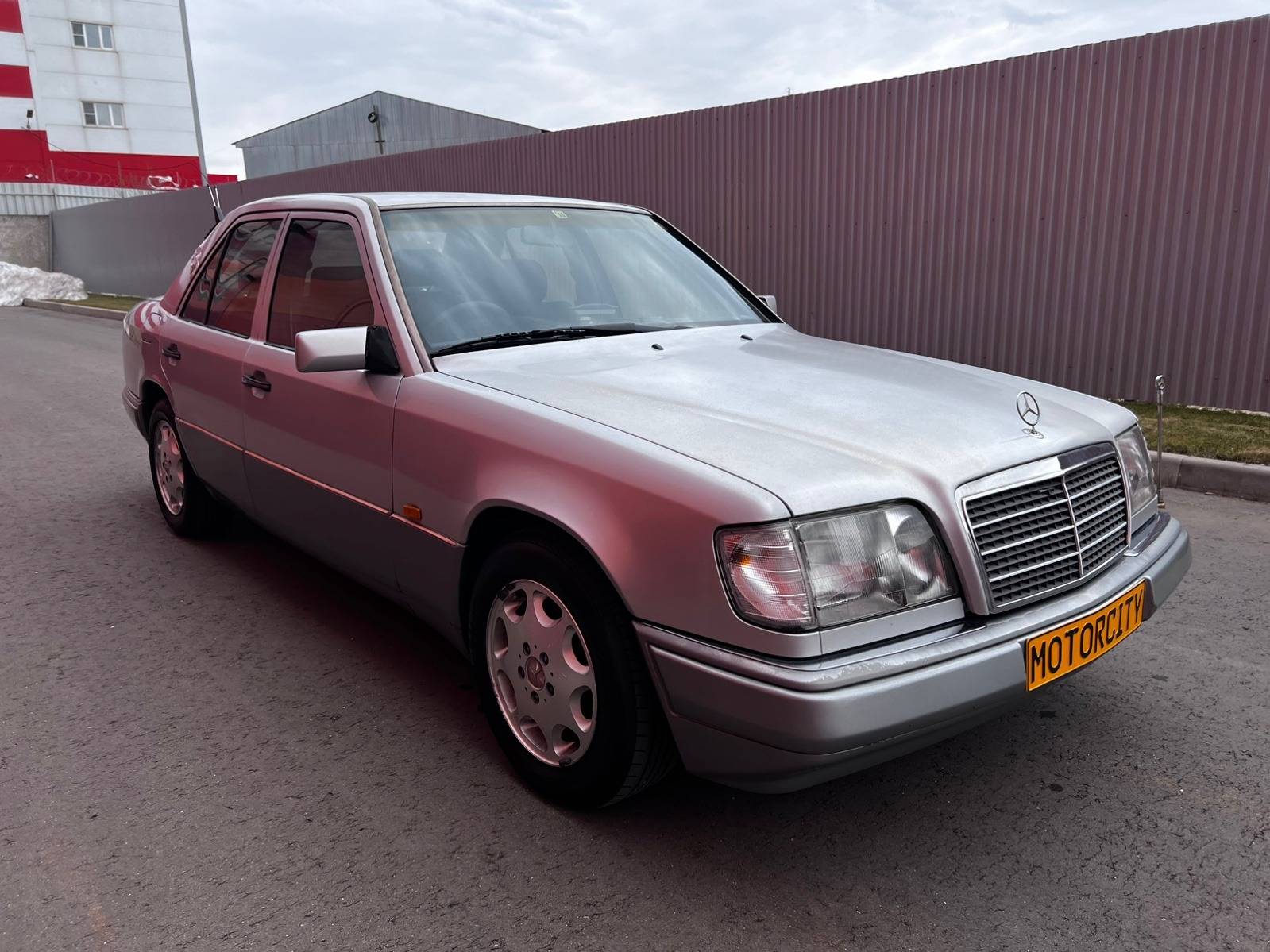 В разбор из Японии Mercedes-Benz 1994 W124 M104.942 2.8 . купить  контрактная id47511