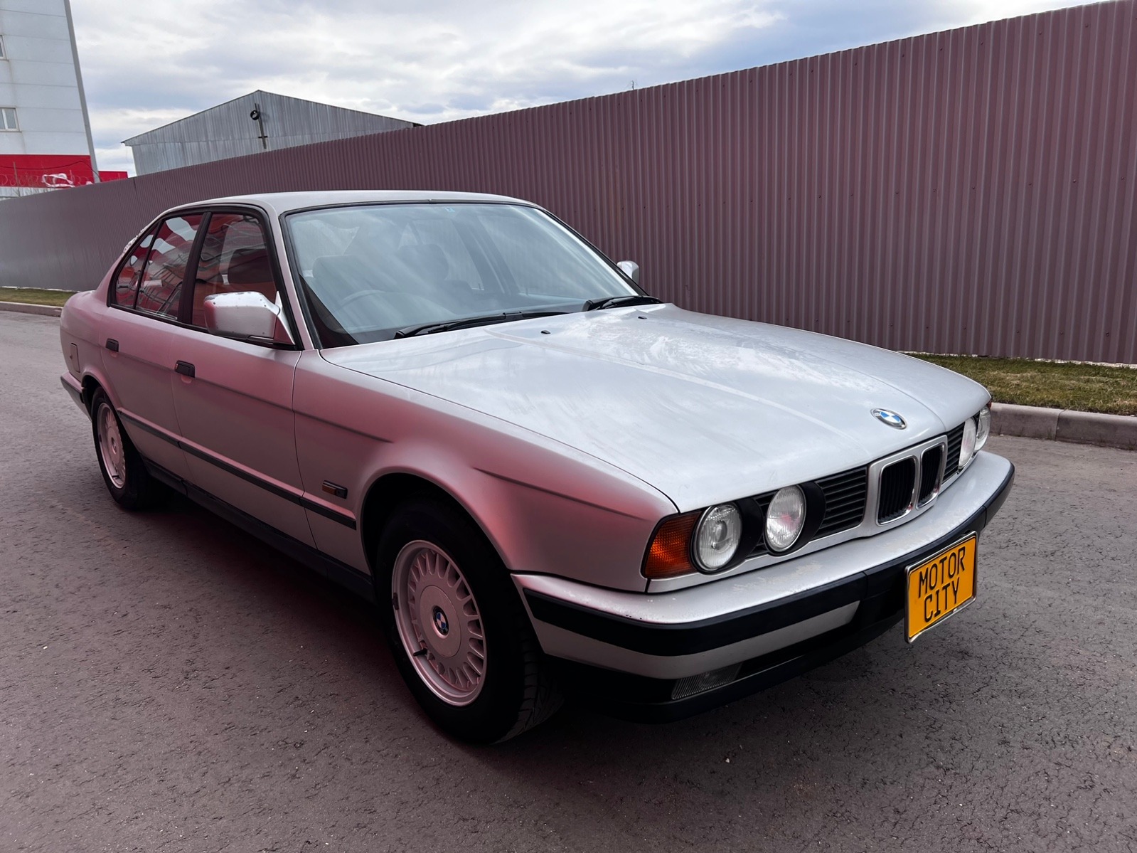 BMW 1992.