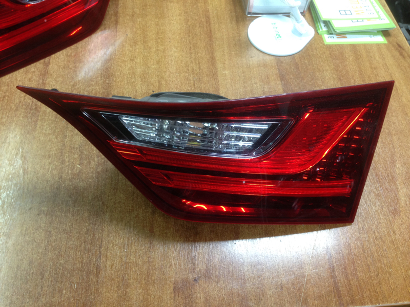 Фонарь вставка багажника задний правый Lexus GS250 20012-2015 Lexus GS250 2ARFSE 81581-30490 Б/У