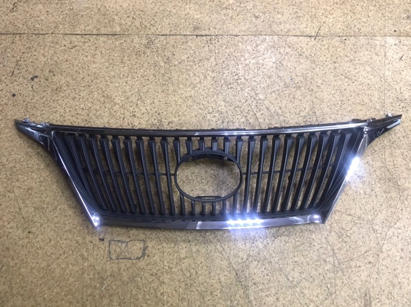 Решетка радиатора передняя Lexus RX270 2009-2011 AGL10 53111-48200 Б/У