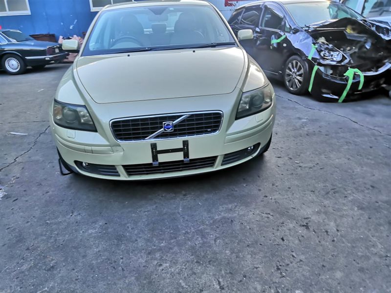 Стойка передняя левая VOLVO S40 YV1MS B5244S