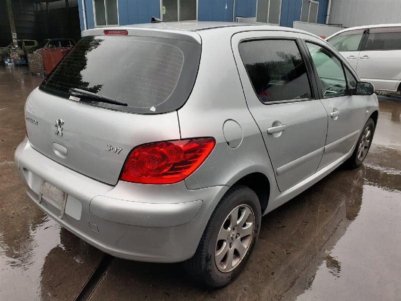 Стоп-сигнал правый PEUGEOT 307 VF33CNFUF