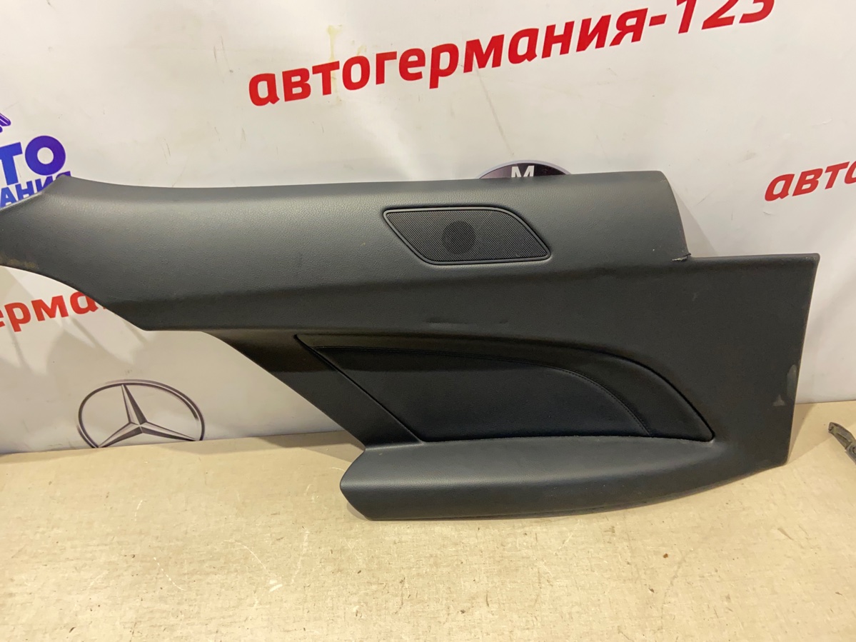 Обшивка двери задняя левая Mercedes C180 2012 C204 271.820 A2046907526 контрактная