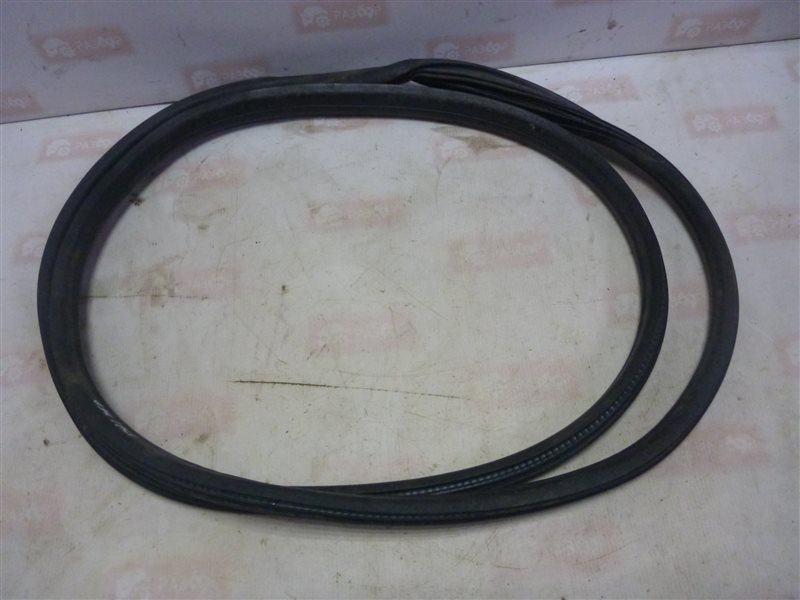 Уплотнитель двери пежо боксер 3. Уплотнитель двери пежо 3008. Уплотнитель на капот peugeot 308. Уплотнитель пружины пежо партнер. Уплотнитель лобового стекла пежо 408 артикул.