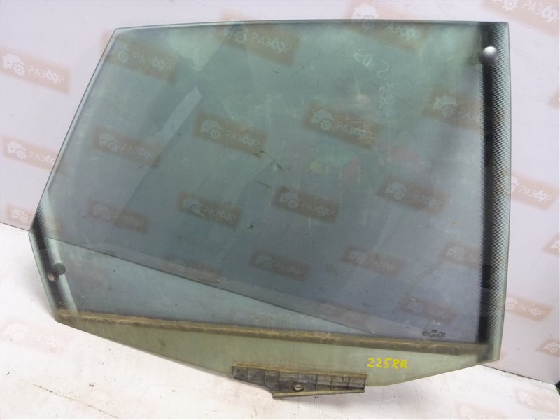 Стекло двери заднее правое Audi 80 1988 B3 PM Б/У