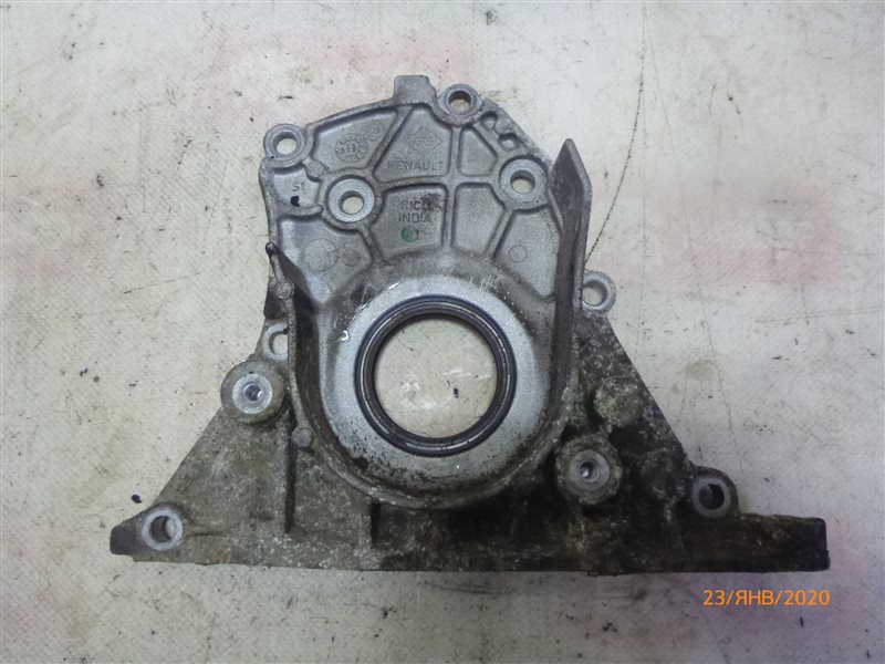 Крышка Renault Duster 2013 HSM F4R 135116136r Б/У