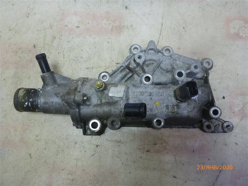 Корпус термостата Renault Duster 2013 HSM F4R 8200338668 Б/У