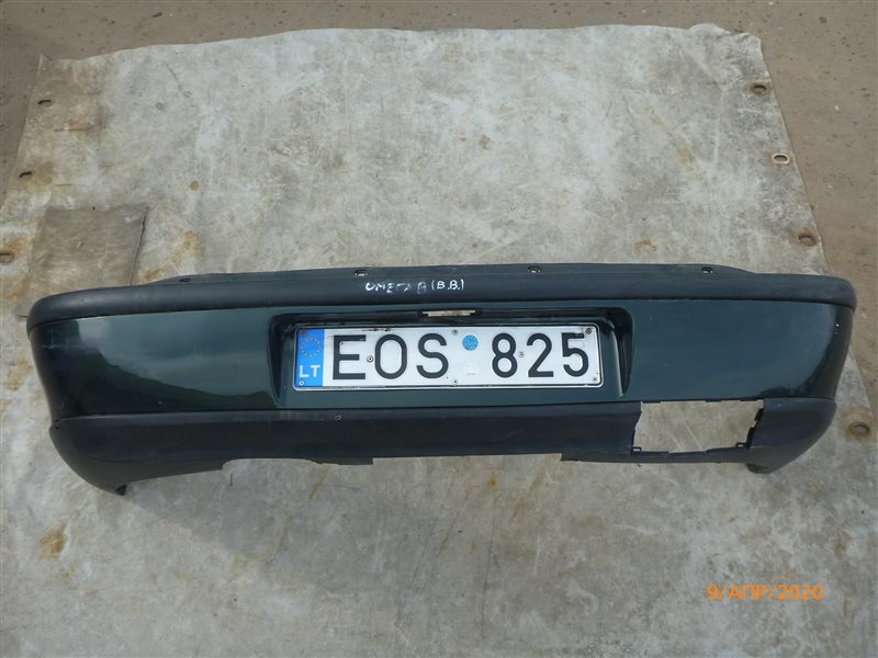 Бампер задний Opel Omega B 21 90458202 контрактная