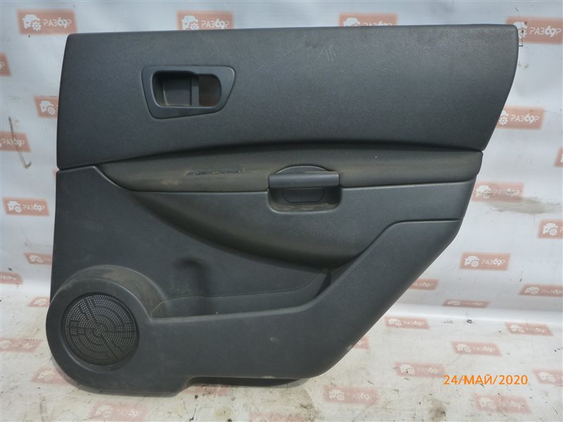 Обшивка двери задняя правая Nissan Qashqai+2 2010 JJ10E MR20DE 82976ry10a Б/У