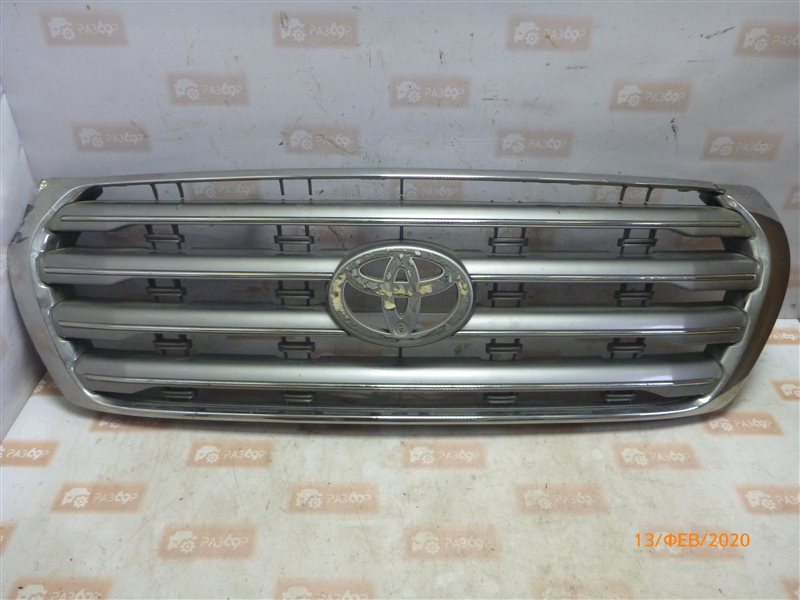 Решетка радиатора передняя Toyota Land Cruiser 200 5310160480 Б/У