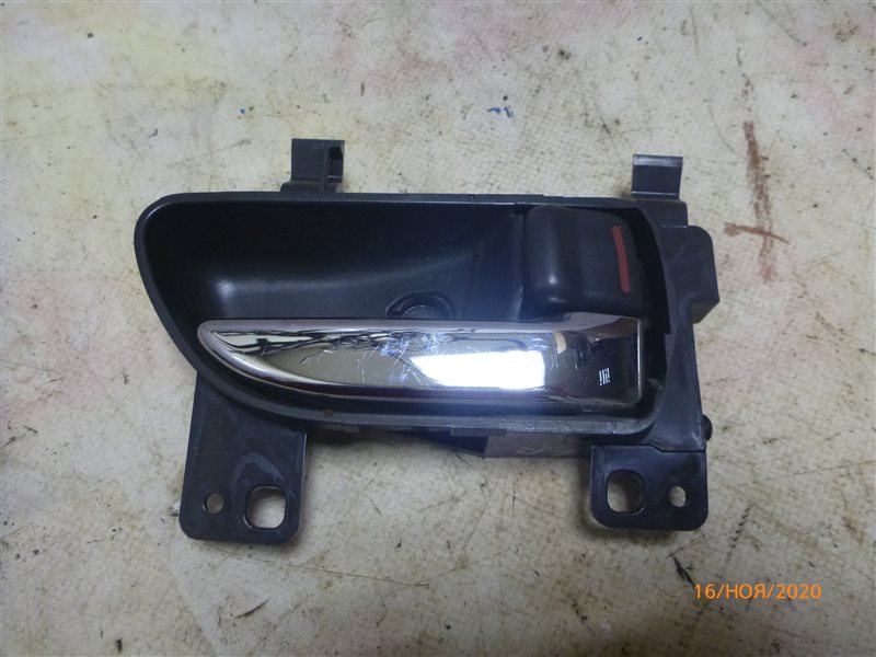 Ручка двери внутренняя передняя правая Subaru Forester 2009 SH EJ204 Б/У