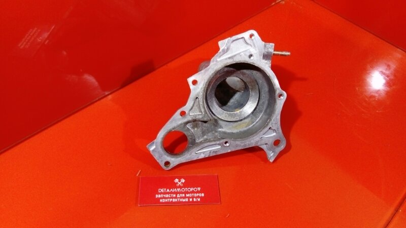 Корпус помпы Toyota 3S-GE