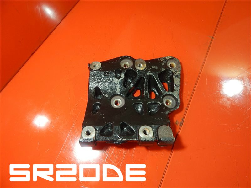 Крепление компрессора кондиционера Nissan 180SX E-RPS13 SR20DE 119105V000 Б/У