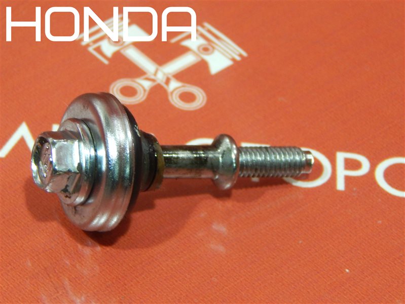 Болт крышки головки блока цилиндров Honda D15B 90011-PLC-000 Б/У