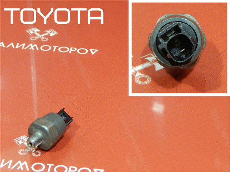 Датчик давления масла Toyota 3ZZ-FE 83530-28020 Б/У