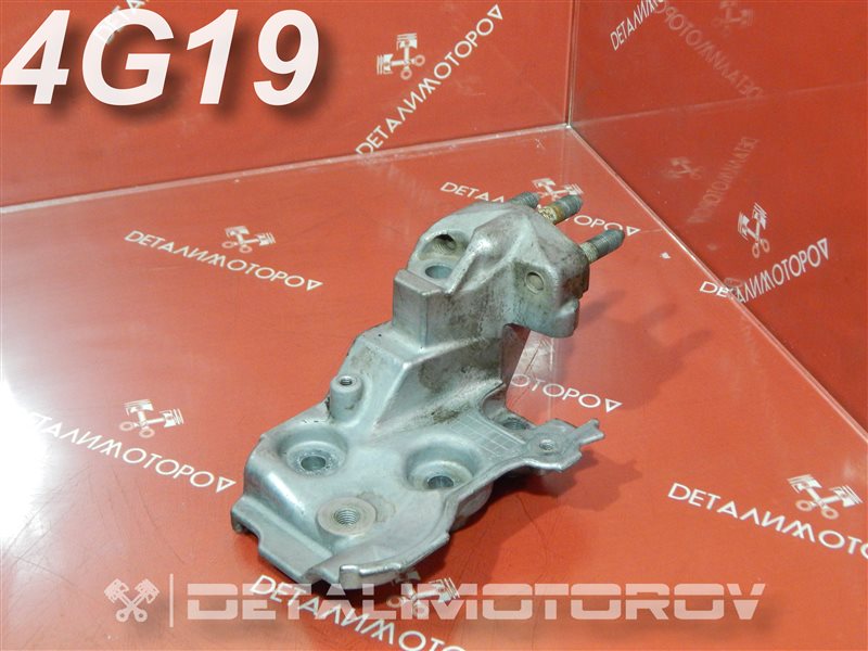 Кронштейн опоры двигателя Mitsubishi 4G19 MN143256 Б/У