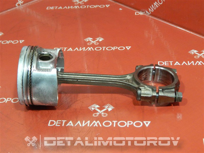 Поршень с шатуном Honda Civic Aerodeck MB8 D14A7