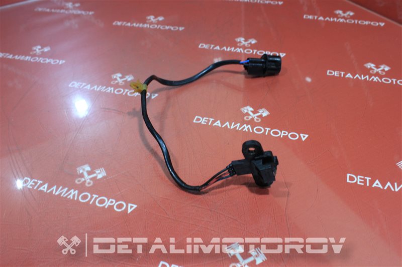 Датчик положения коленвала Mitsubishi Airtrek 4G63 MR578711 контрактная