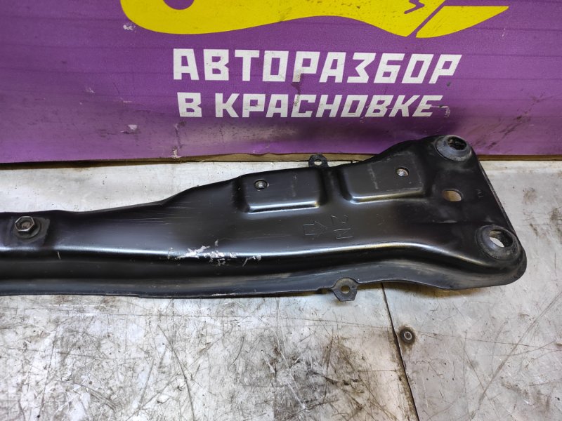 Подрамник передний Nissan Sunny FB15-043034 QG15DE