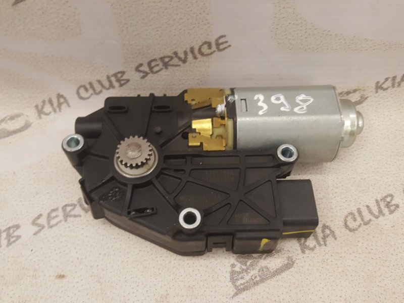 Мотор шторки люка Kia Ceed 2012-2018 JD 81631-A2201 Б/У