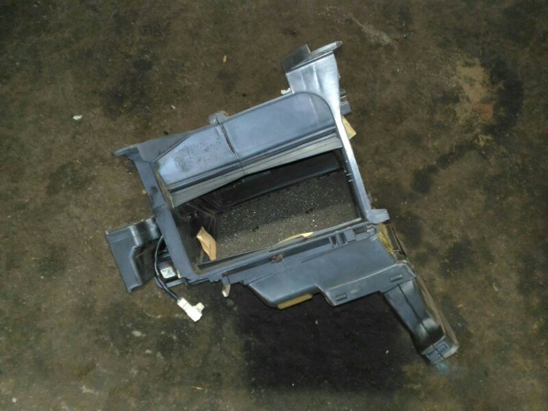 Корпус печки передний TOWNACE NOAH 1998 CR50 3CT