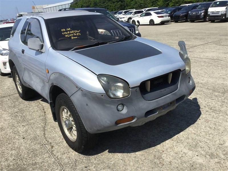 Стекло собачника заднее правое ISUZU VEHICROSS UGS25DW 6VD1