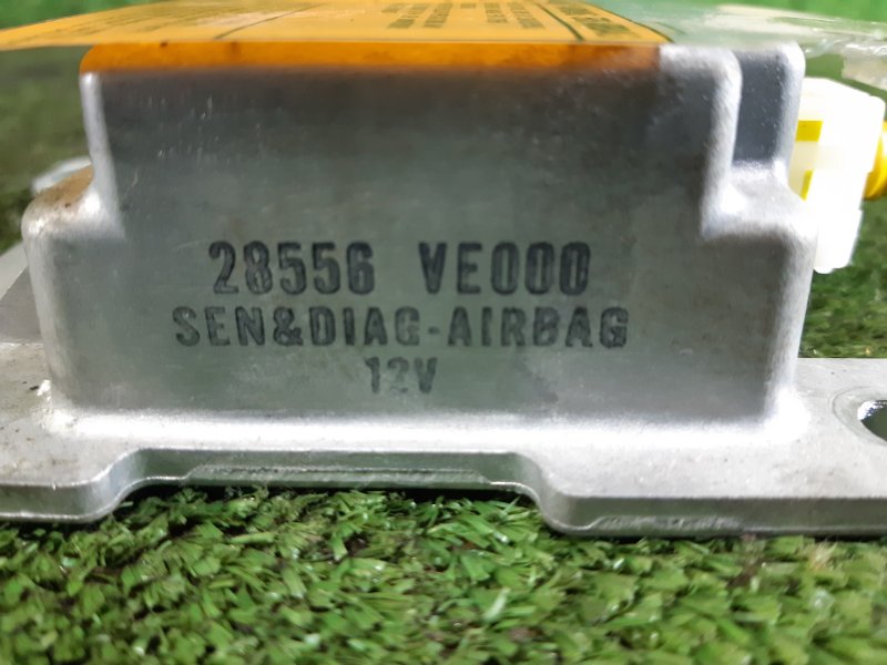 Блок управления airbag ELGRAND 1998 AVWE50 QD32ETI