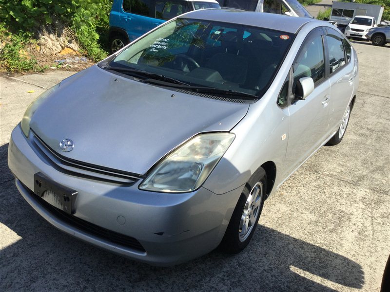 Форточка кузова передняя левая PRIUS 2004 NHW20 1NZFXE