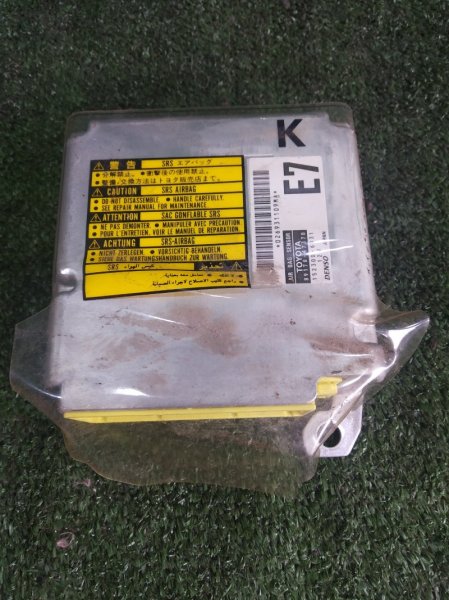 Блок управления airbag TOYOTA PRIUS 2004 NHW20 1NZFXE 8917047370 контрактная