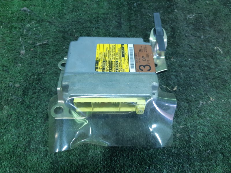 Блок управления airbag TOYOTA HARRIER 2000 MCU15 1MZFE 891700W070 контрактная