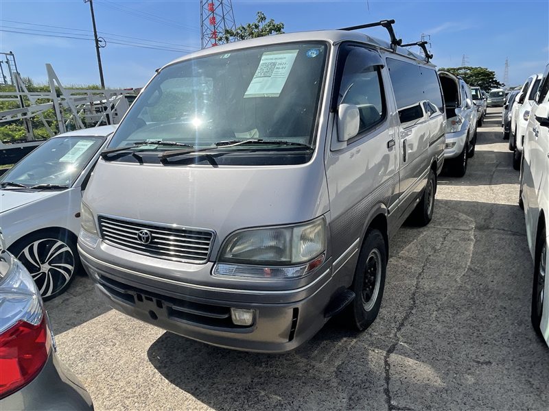 Отбойник передний правый TOYOTA HIACE KZH106W 1KZTE