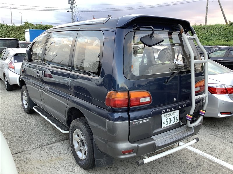 Зеркало с пятой двери DELICA 1995 PD4W 4G64