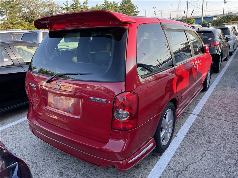 Мазда мпв lwew. Спойлер на заднюю дверь Мазда МПВ 2002г в Калининграде. Mazda MPV тюнинг салона.