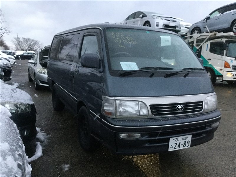 Стекло переднее правое HIACE 1994 KZH106G 1KZTE