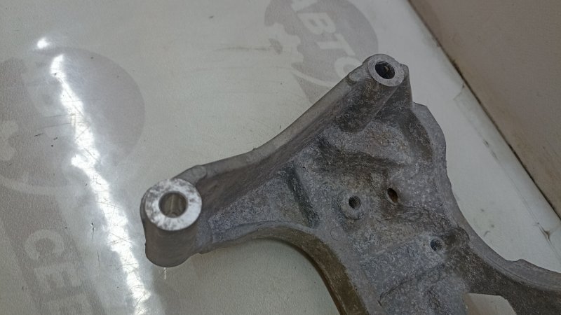 Кронштейн КПП X-Trail T31 MR20DE