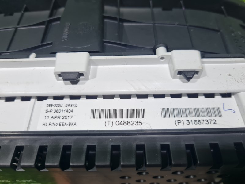 Спидометр VOLVO V40 MV D4204T9