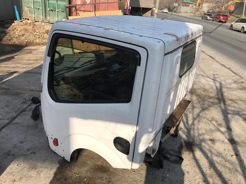 Кабина ATLAS 2014 SZ2F24 ZD30DTI